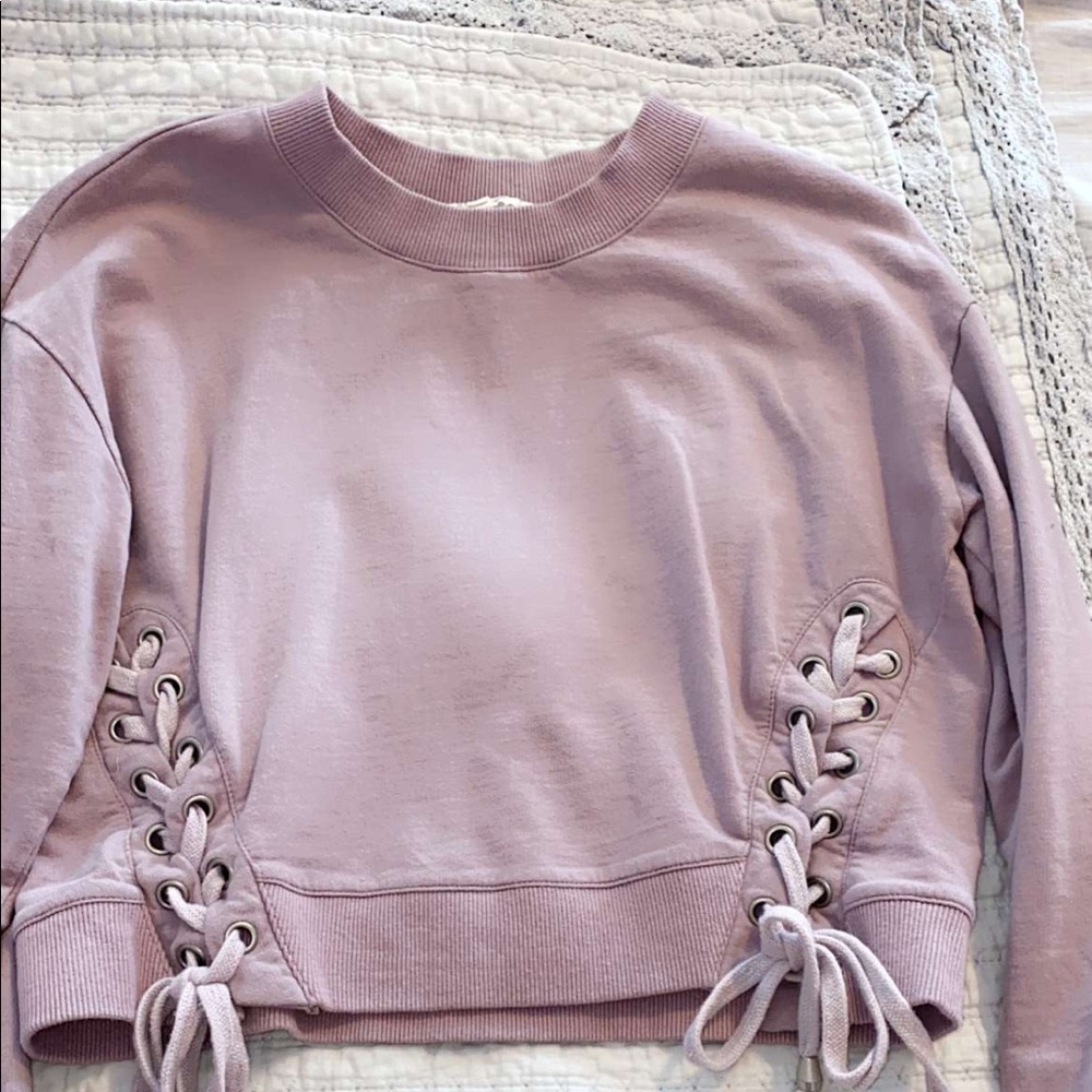 CROPPED SWEATSHIRT